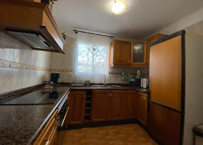度假居 Casa Completa En *